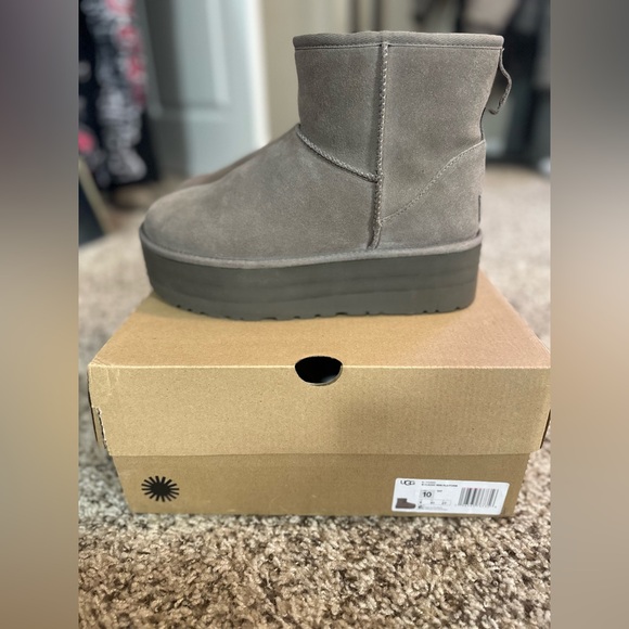 Ugg classic mini platform - Picture 3 of 9